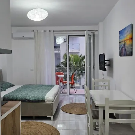 Apartment Liza - Unit 1 *